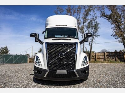 NEW 2025 VOLVO VNL64T300 DAYCAB TRUCK #$vid