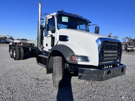 NEW 2025 MACK GR64B CAB CHASSIS TRUCK #$vid