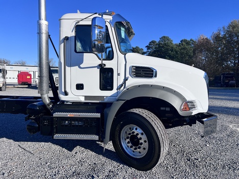 NEW 2025 MACK GR64B CAB CHASSIS TRUCK #$vid