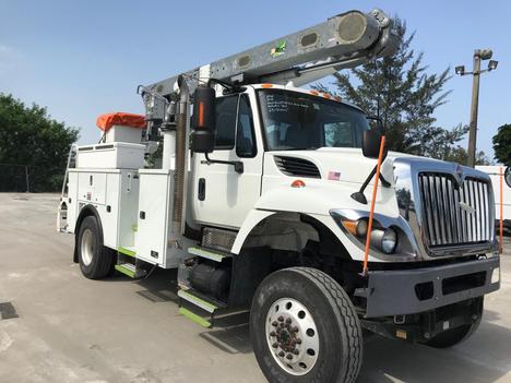 2012 INTERNATIONAL 7300 Bucket Boom Truck #