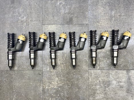cat-c15-fuel-injector #1424675
