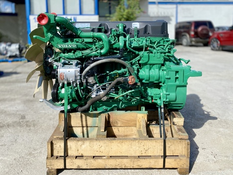 2010-volvo-d11-engine-assembly #1424659