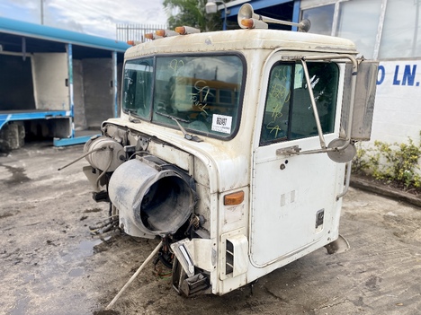 1996-international-9200-cab #1424595