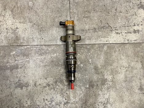 cat-c7-fuel-injector #1424582