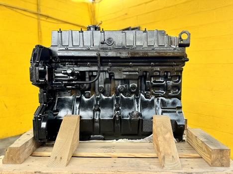 1996 INTERNATIONAL DT466 Engine Block #