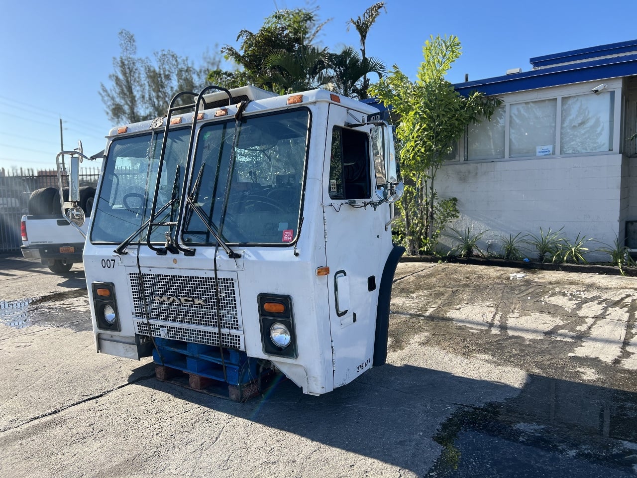 https://imanpro.net/pub/co/catrk/photo/3717/3.jpg?t=20250404122747?