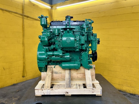 detroit-4-71-engine-assembly #1447669