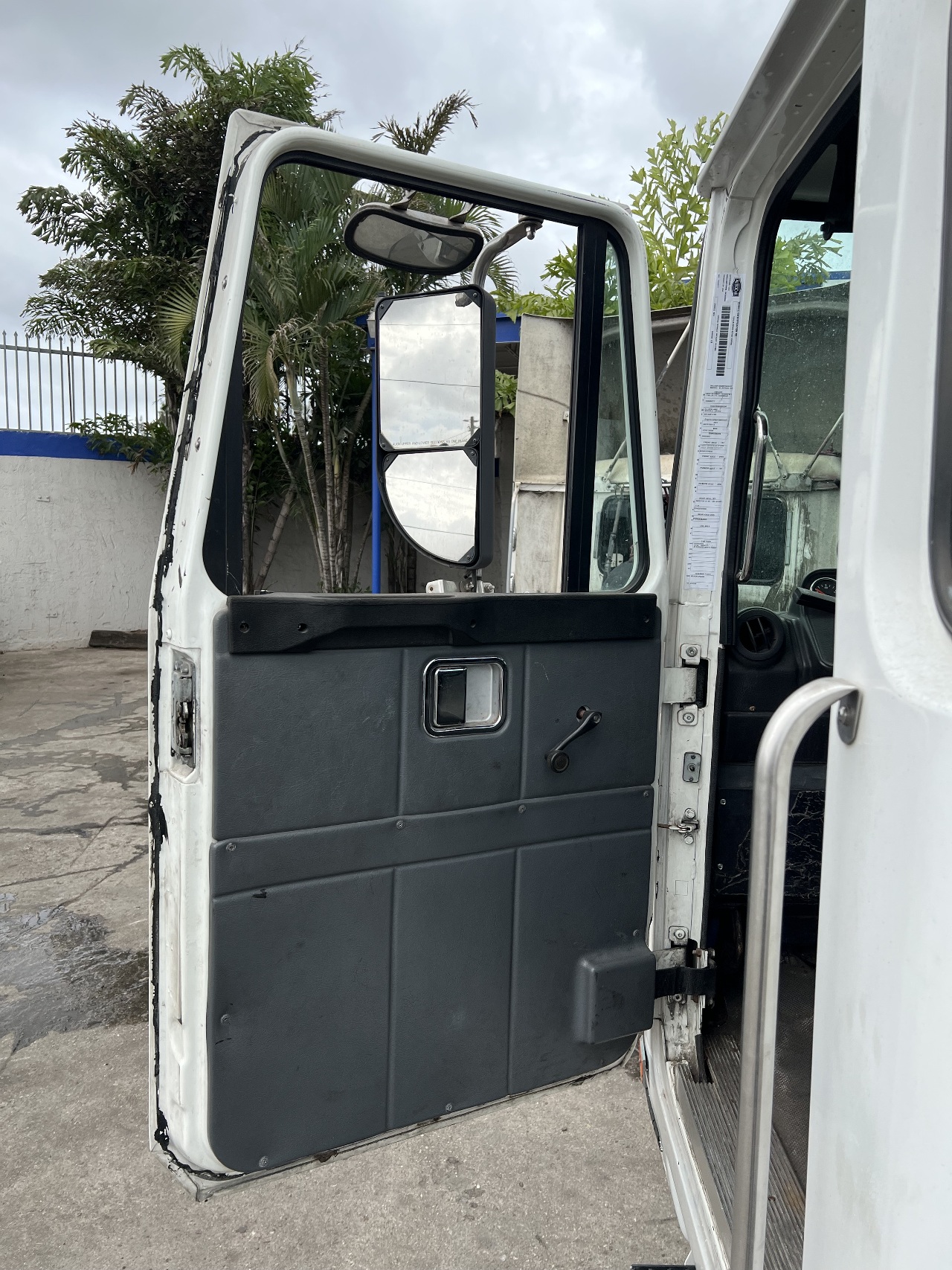 https://imanpro.net/pub/co/catrk/photo/3840/9.jpg?t=20250702160036?