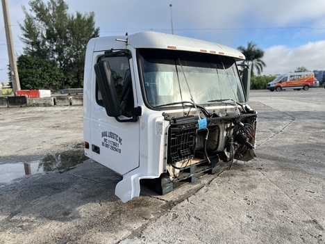 2006-volvo-vnl-cab #1466742