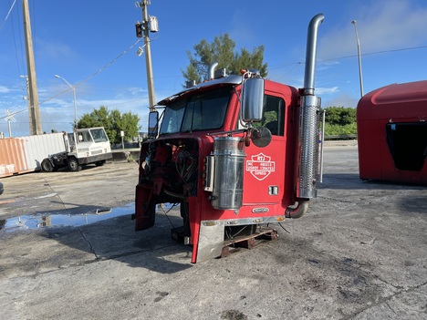 1999-freightliner-classic-xl-cab #1466741