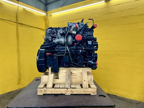 2012-international-maxxforce-dt-engine-assembly #1471180