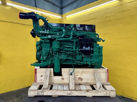 2012-volvo-d11-engine-assembly #1472470