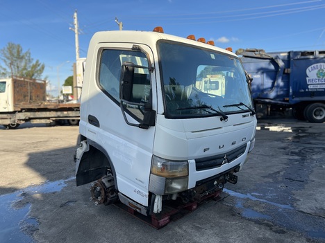 2012-mitsubishi-fuso-cab #1477321