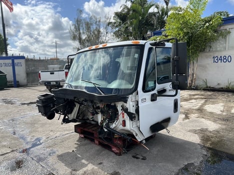 2013 INTERNATIONAL DuraStar 4300 Cab #