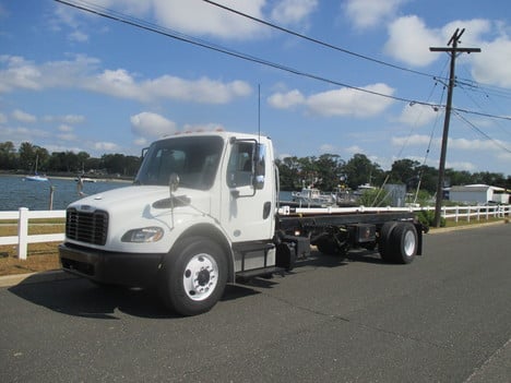 2014 FREIGHTLINER M2 Cab Chassis Truck #