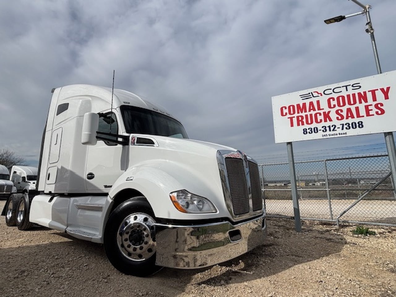 2022 KENWORTH T680 Sleeper #2571