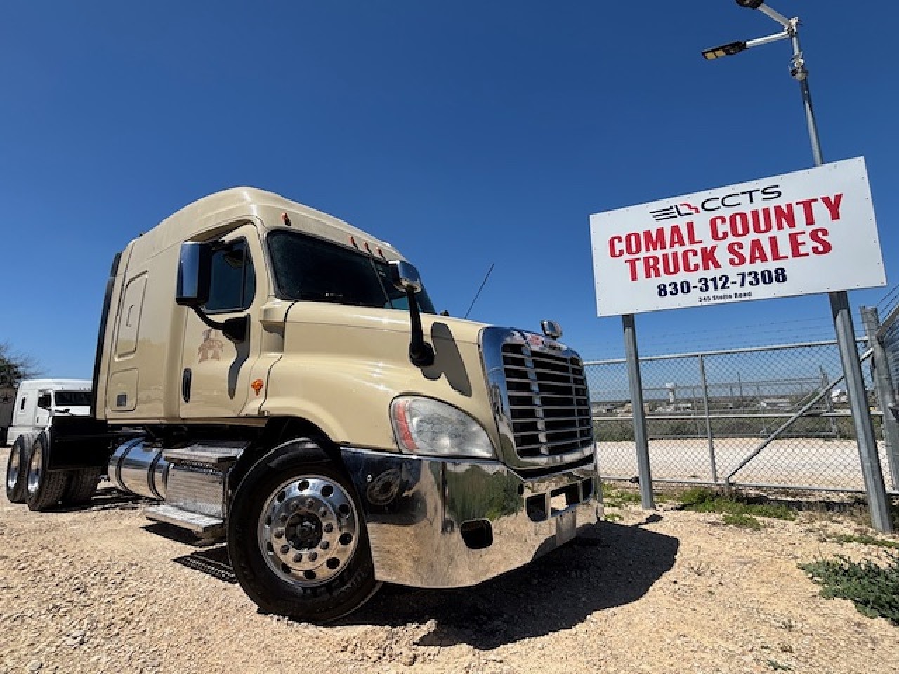2015 FREIGHTLINER CASCADIA Sleeper #3052 2015 FREIGHTLINER CASCADIA Sleeper #3052