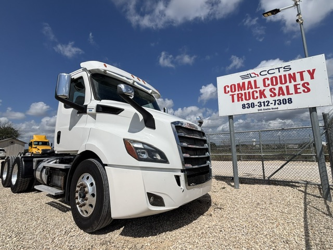2019 FREIGHTLINER CASCADIA 116 Daycab #3797 2019 FREIGHTLINER CASCADIA 116 Daycab #3797
