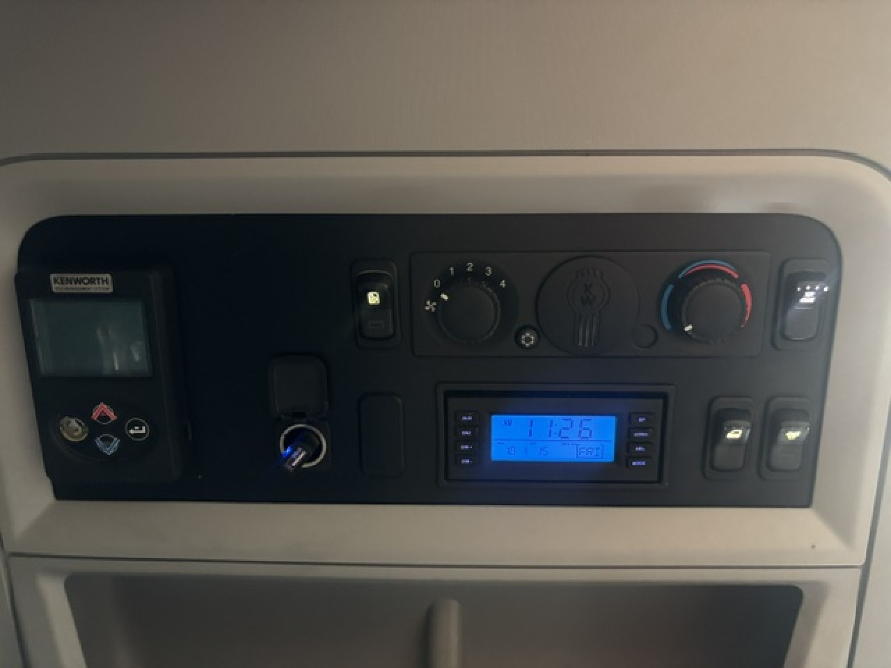 https://imanpro.net/pub/co/ccts/photo/1294/21.jpg?t=20260814122546