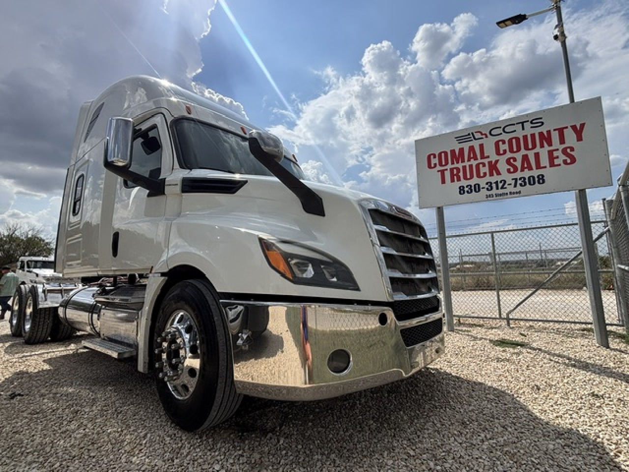 2019 FREIGHTLINER CASCADIA 126 Sleeper #3928