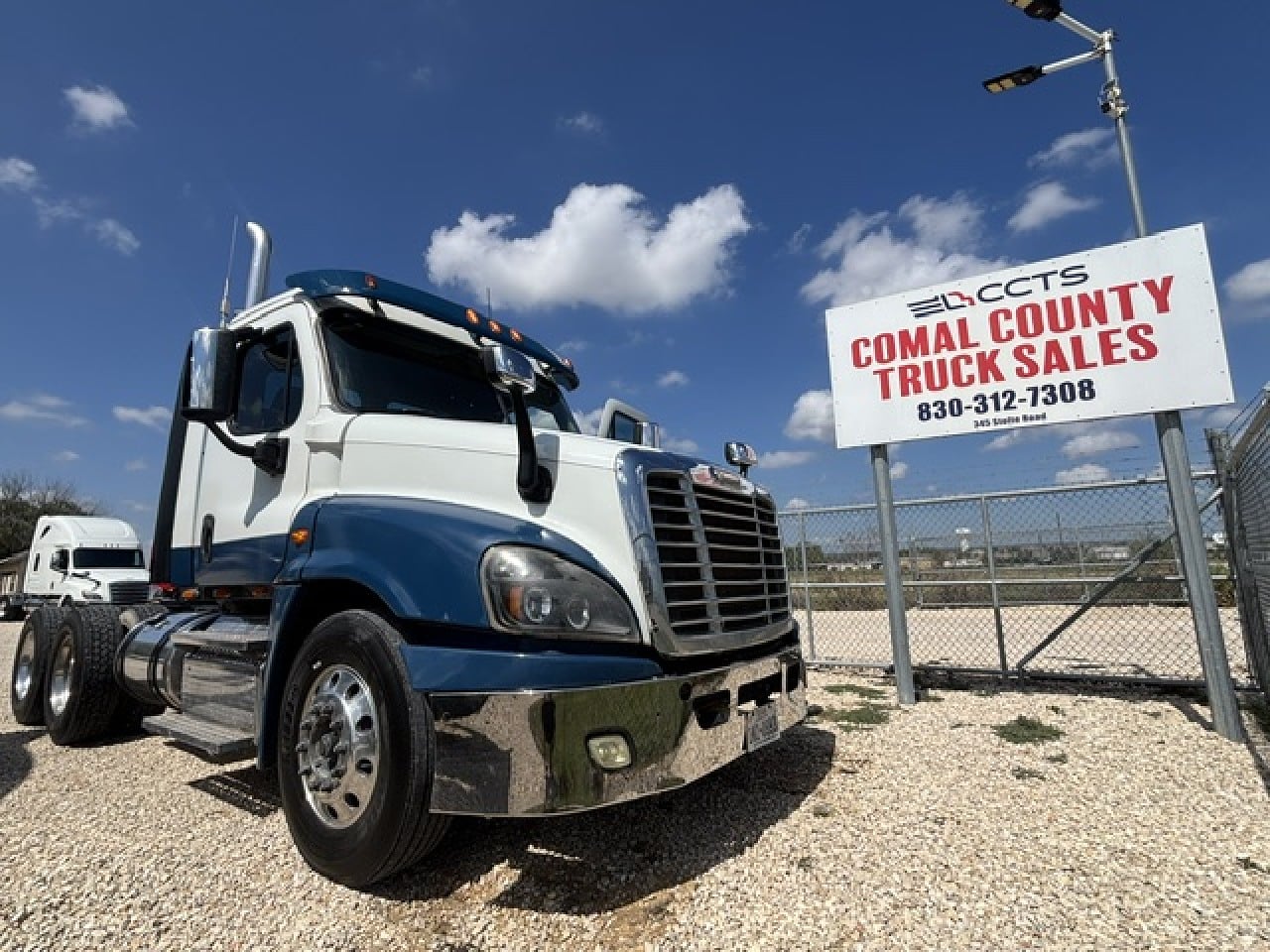 2014 FREIGHTLINER CASCADIA 125 Daycab #3934