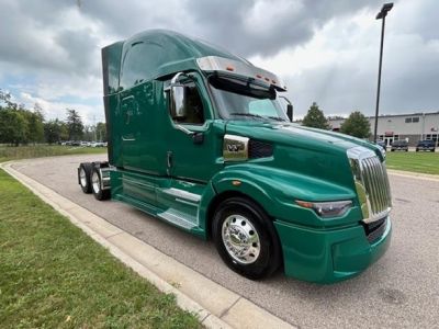 NEW 2025 WESTERN STAR 57X SLEEPER TRUCK #$vid