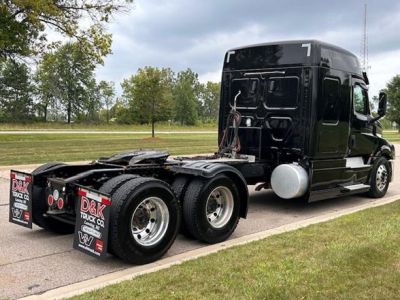 USED 2020 FREIGHTLINER CASCADIA 126 SLEEPER TRUCK #$vid