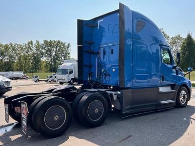 USED 2021 FREIGHTLINER CASCADIA 126 SLEEPER TRUCK #$vid