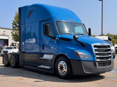 USED 2021 FREIGHTLINER CASCADIA 126 SLEEPER TRUCK #$vid