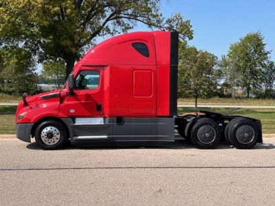 USED 2021 FREIGHTLINER CASCADIA 126 SLEEPER TRUCK #$vid