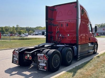 USED 2021 FREIGHTLINER CASCADIA 126 SLEEPER TRUCK #$vid