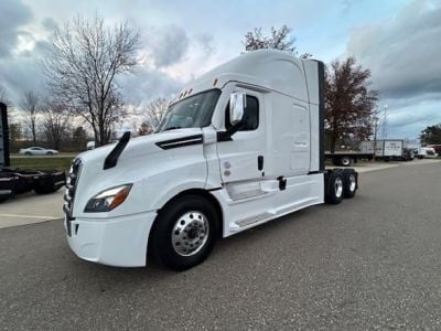 NEW 2025 FREIGHTLINER CASCADIA 126 SLEEPER TRUCK #$vid