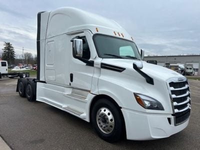 NEW 2025 FREIGHTLINER CASCADIA 126 SLEEPER TRUCK #$vid