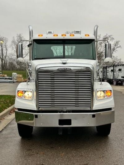 USED 2019 FREIGHTLINER 122SD DAYCAB TRUCK #$vid