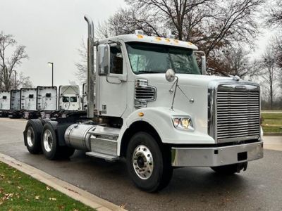 USED 2019 FREIGHTLINER 122SD DAYCAB TRUCK #$vid