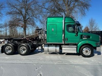 USED 2022 WESTERN STAR 49X SLEEPER TRUCK #$vid