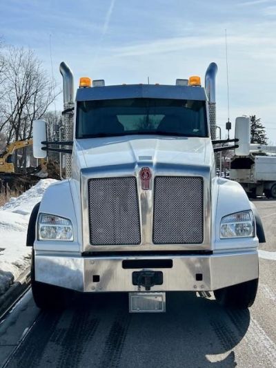 USED 2016 KENWORTH T880 DAYCAB TRUCK #$vid