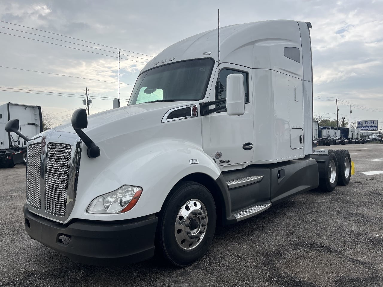 2020 KENWORTH T680 Sleeper #2355