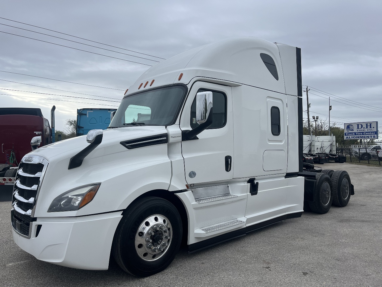 2019 FREIGHTLINER CASCADIA 126 Sleeper #2377 2019 FREIGHTLINER CASCADIA 126 Sleeper #2377