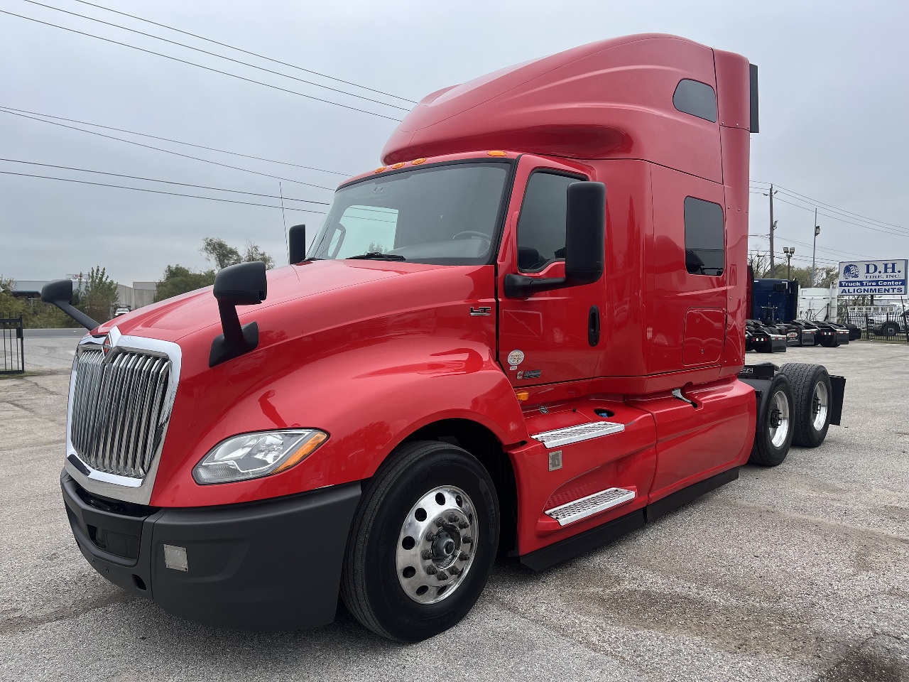 2020 INTERNATIONAL LT Sleeper #2469