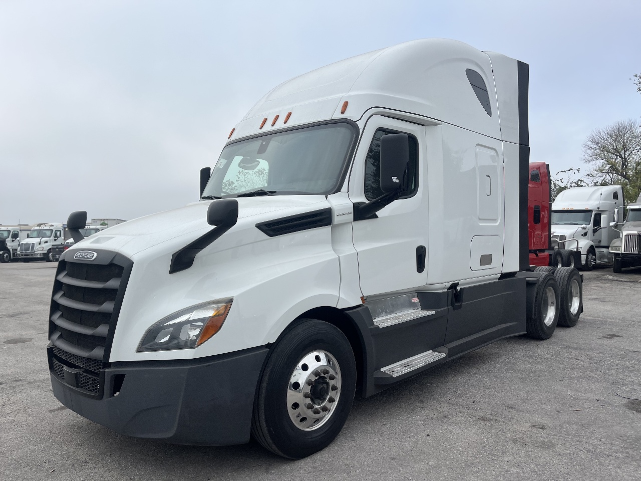 2020 FREIGHTLINER CASCADIA 126 Sleeper #2581