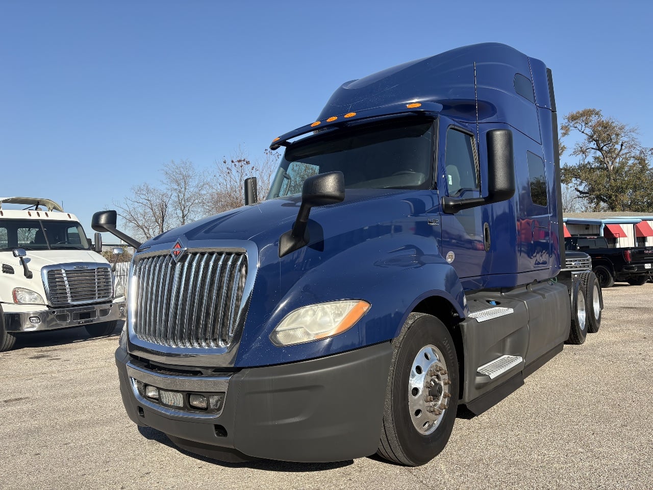 2019 INTERNATIONAL LT Sleeper #2836