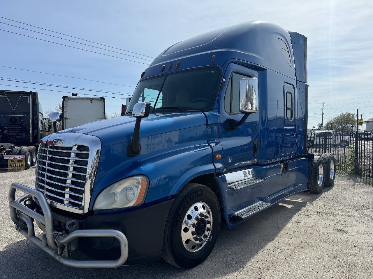 2016-freightliner-cascadia-125-sleeper #2935