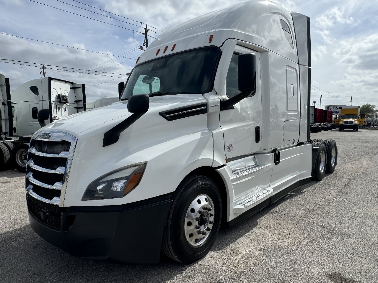2021-freightliner-cascadia-126-sleeper #2937