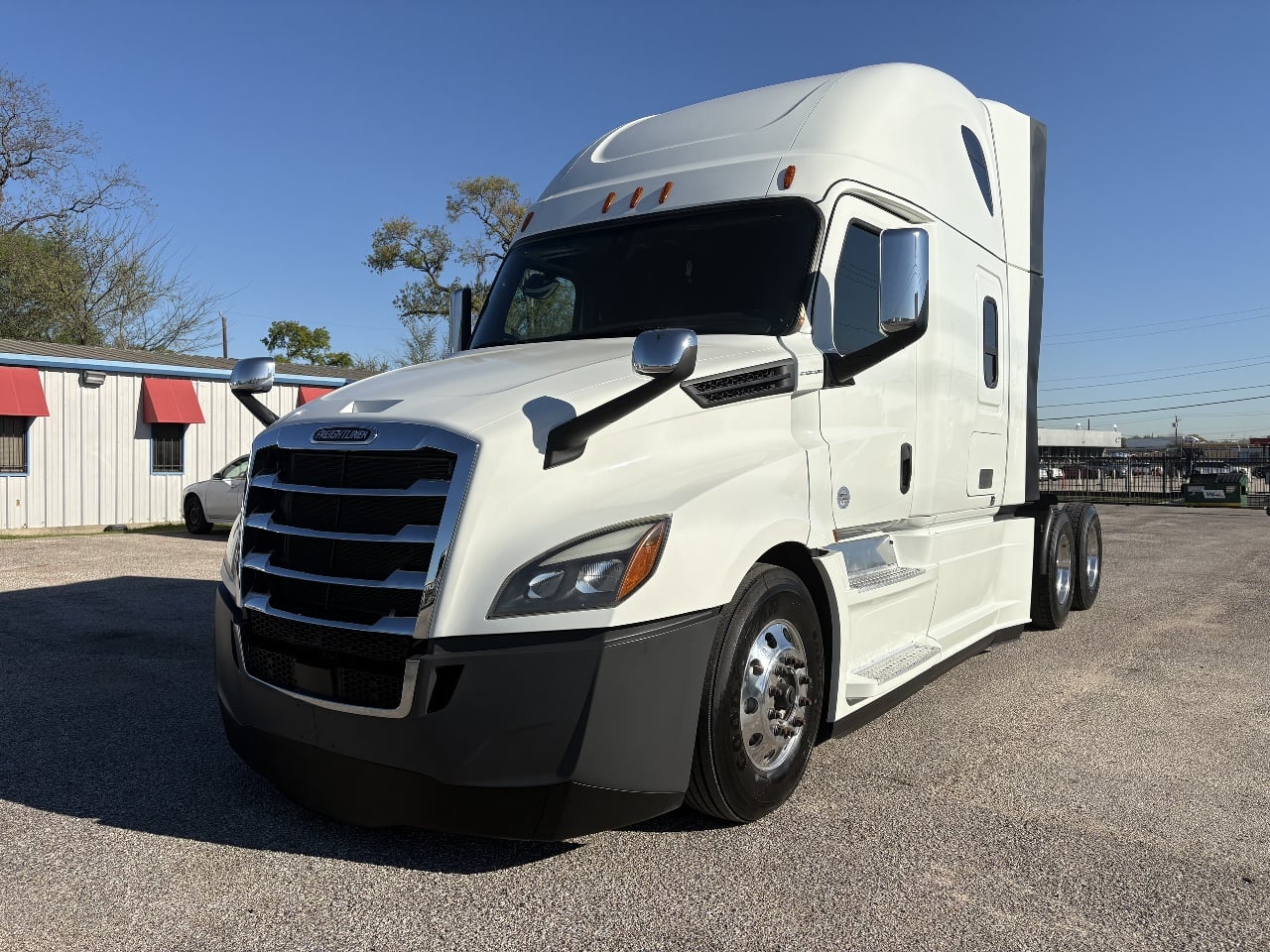 2019-freightliner-cascadia-126-sleeper #3015