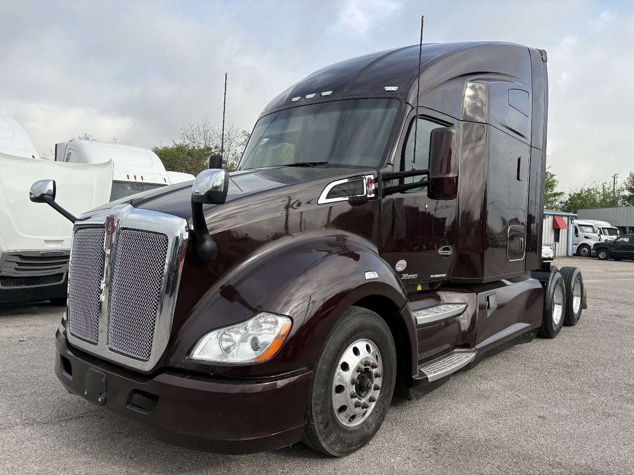 2021 KENWORTH T680 Sleeper #3054 2021 KENWORTH T680 Sleeper #3054