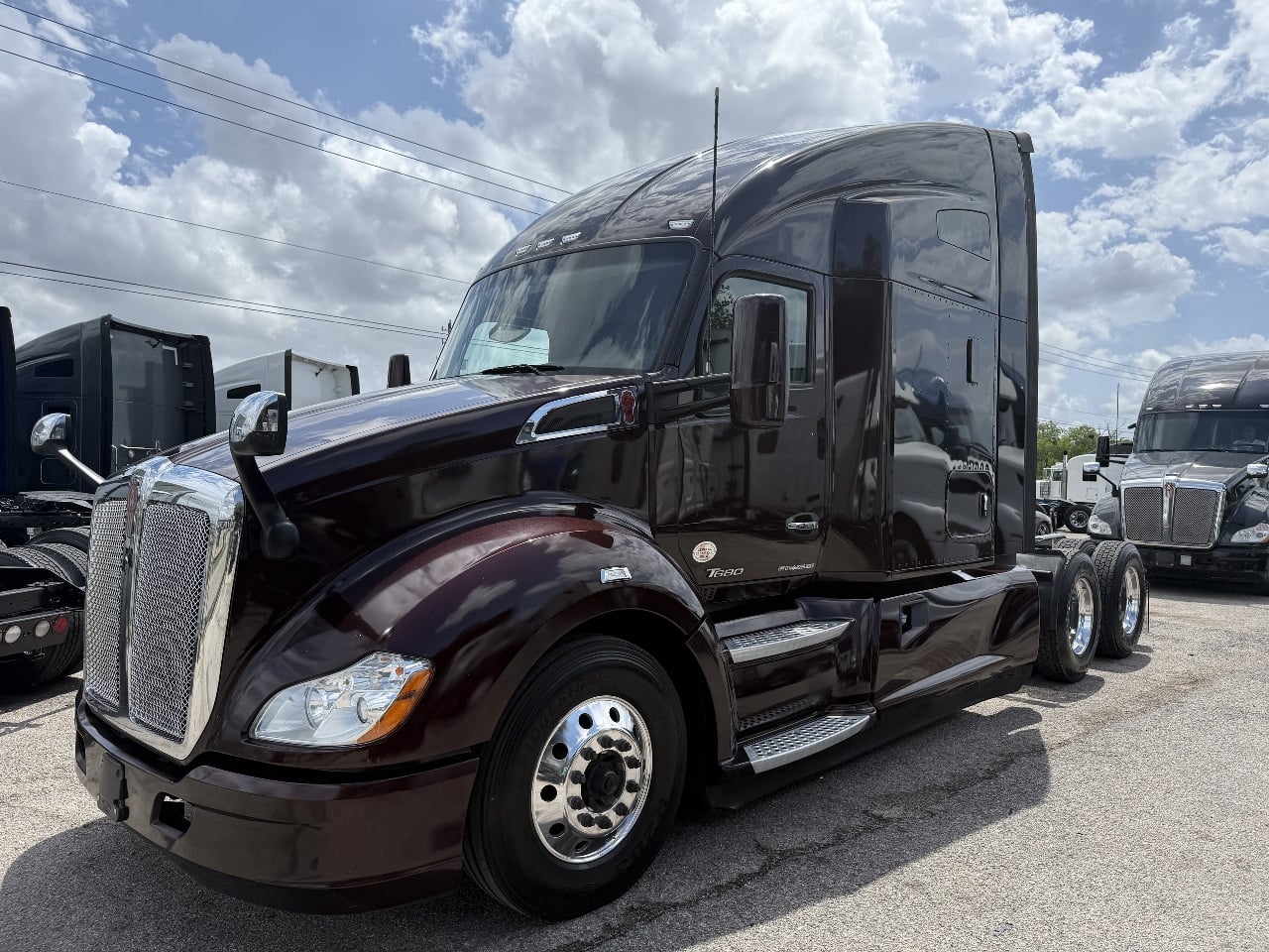 2021-kenworth-t680-sleeper #3105