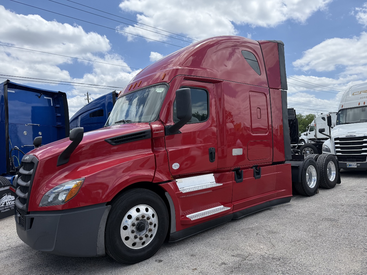 2022-freightliner-cascadia-126-sleeper #3296