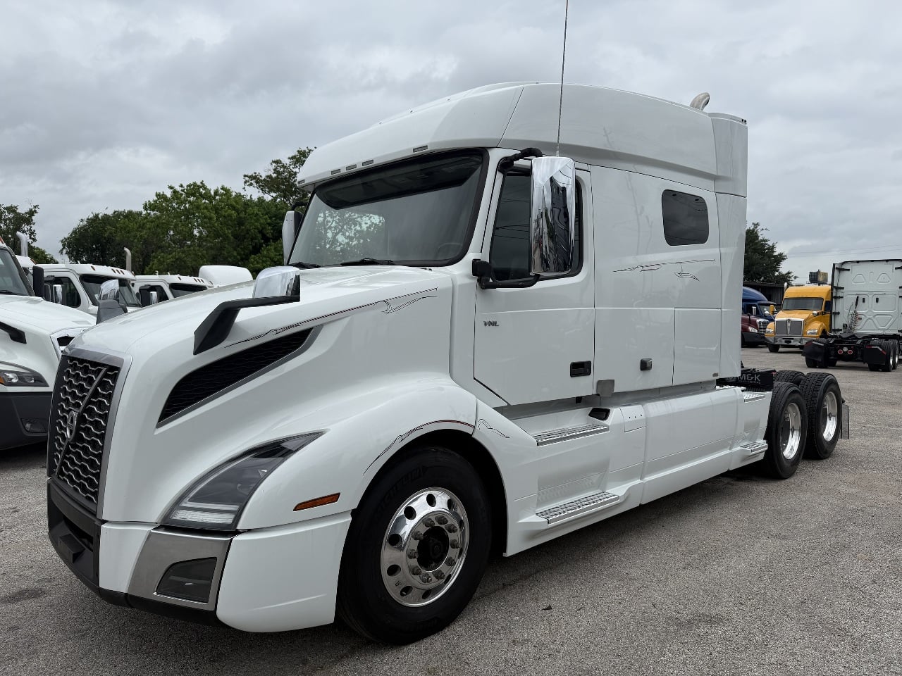 2020-volvo-vnl730-sleeper #3317