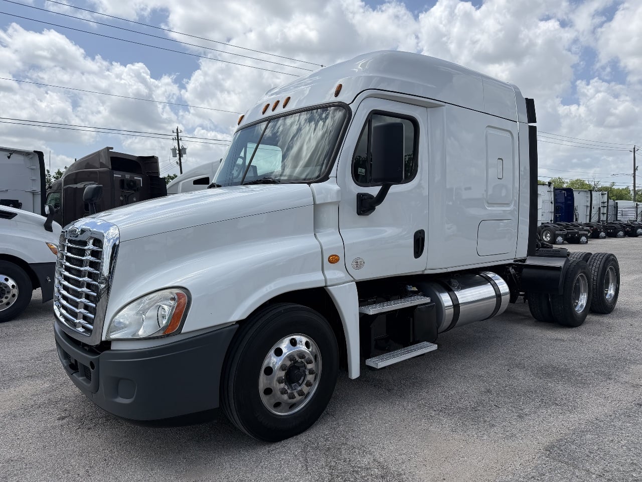 2018-freightliner-cascadia-125-sleeper #3508